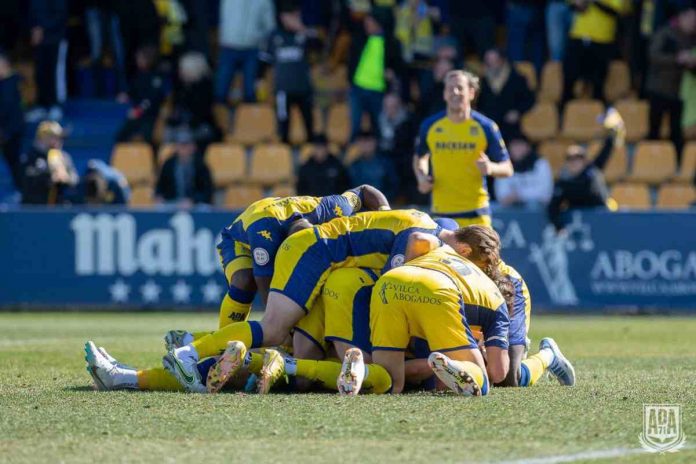 Alcorcón 2-0 Unionista/ Víctor García y Babin recuperan el liderado para el Alcorcón