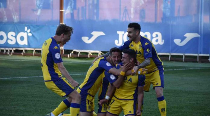 Fuenlabrada 0-4 Alcorcón/ El Alcorcón da un golpe a la clasificación gracias a los goles de Ernesto, Ribelles, Adday y Rivas