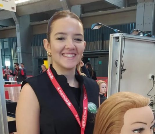 Una alumna del Instituto La Arboleda de Alcorcón gana la competición de peluquería de Madrid