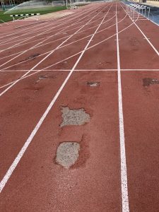Alcorcón empieza a reparar al fin la pista de atletismo de Santo Domingo