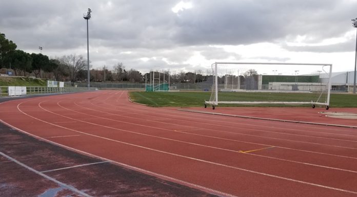 Alcorcón empieza a reparar al fin la pista de atletismo de Santo Domingo
