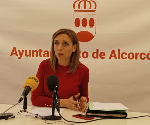 Candelaria Testa pasa revista al Programa de Inversión Regional en Alcorcón