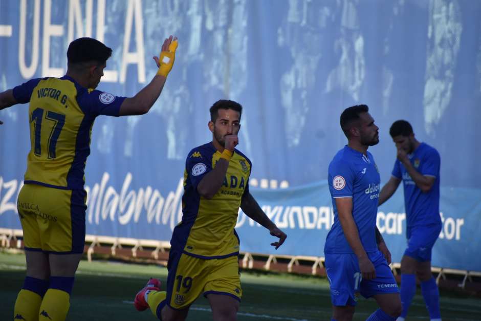 Fuenlabrada 0-4 Alcorcón/ El Alcorcón da un golpe a la clasificación gracias a los goles de Ernesto, Ribelles, Adday y Rivas