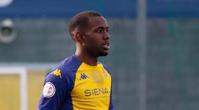Joao Urbáez, del Alcorcón B, convocado con la selección de República Dominicana