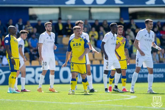 Alcorcón 2-2 Ceuta/ El Alcorcón fue víctima de sus propios errores