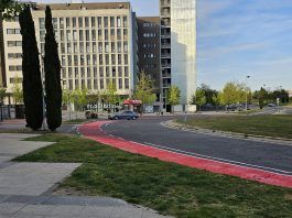 Críticas al nuevo carril bici de Parque Oeste en Alcorcón