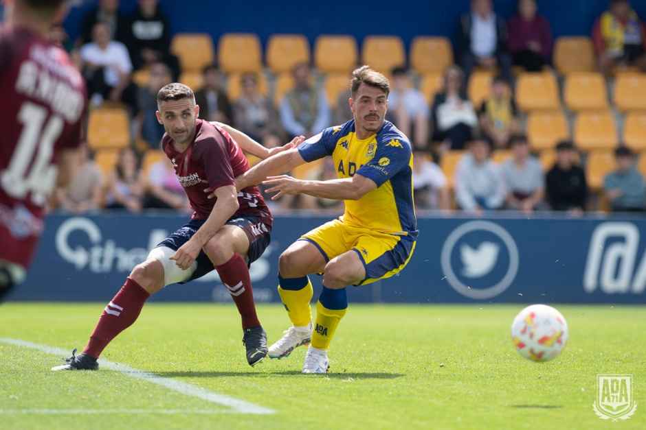  Alcorcón 1-0 Pontevedra/ El Alcorcón consiguió desenredar el nudo defensivo del Pontevedra con Dalmau