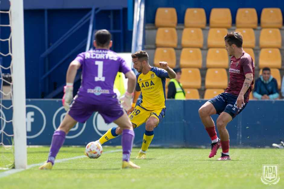  Alcorcón 1-0 Pontevedra/ El Alcorcón consiguió desenredar el nudo defensivo del Pontevedra con Dalmau