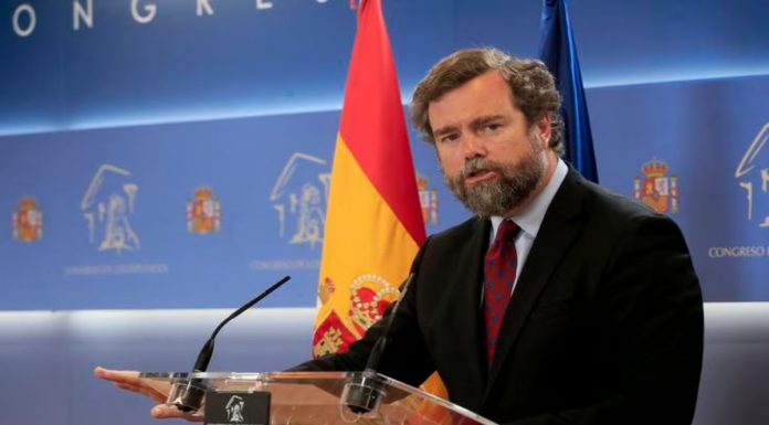 Espinosa de los Monteros, portavoz de Vox, visita Alcorcón