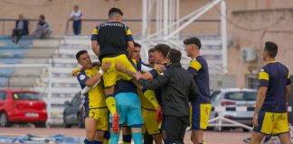 El Alcorcón peleará el ascenso directo hasta el último minuto del último partido