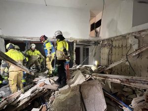 Dos trabajadores heridos en Alcorcón tras derrumbarse un techo