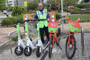 La nueva red de patinetes eléctricos y bicicletas de alquiler llega a Alcorcón