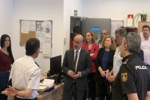 El delegado del Gobierno visita el Centro Unificado de Policía de Alcorcón