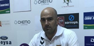 El Trival Valderas Alcorcón renueva a su entrenador, Ernesto Gallardo