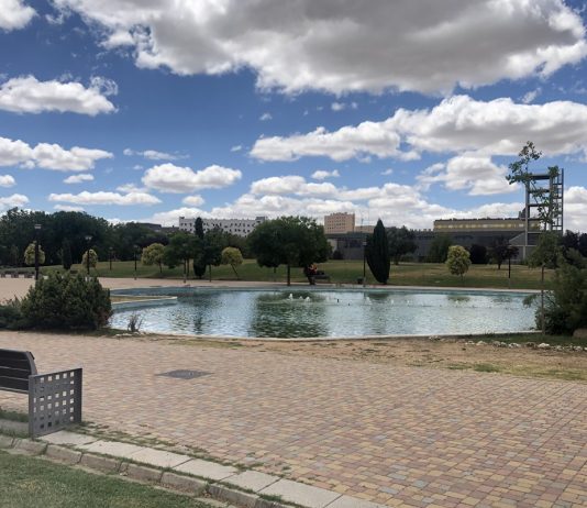 Ganar Alcorcón propone instalar más fuentes de agua potable y bancos públicos