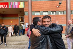 La izquierda de Alcorcón celebra su posible triunfo en las elecciones municipales