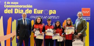 Premian a jóvenes alumnos de Alcorcón con motivo del Día de Europa