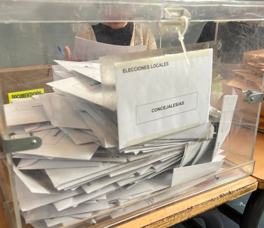 Las urnas se cierran en Alcorcón con el voto de los siete candidatos a las Elecciones