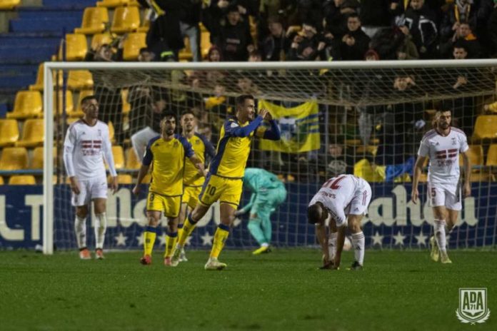 El Alcorcón anuncia la continuidad de cuatro futbolistas para la próxima temporada