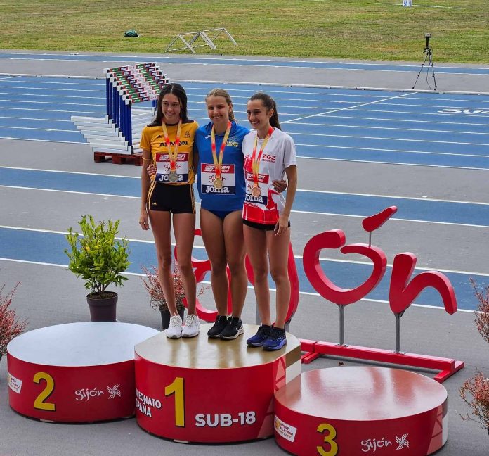 Laura Martínez vuelve a colgarse el Campeonato de España de longitud sub-18