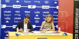 Firmado el convenio de cesión del estadio Santo Domingo entre el Ayuntamiento y el Alcorcón