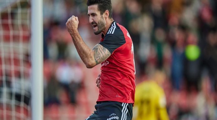Vinculan al veterano defensa Raúl Navas con el Alcorcón