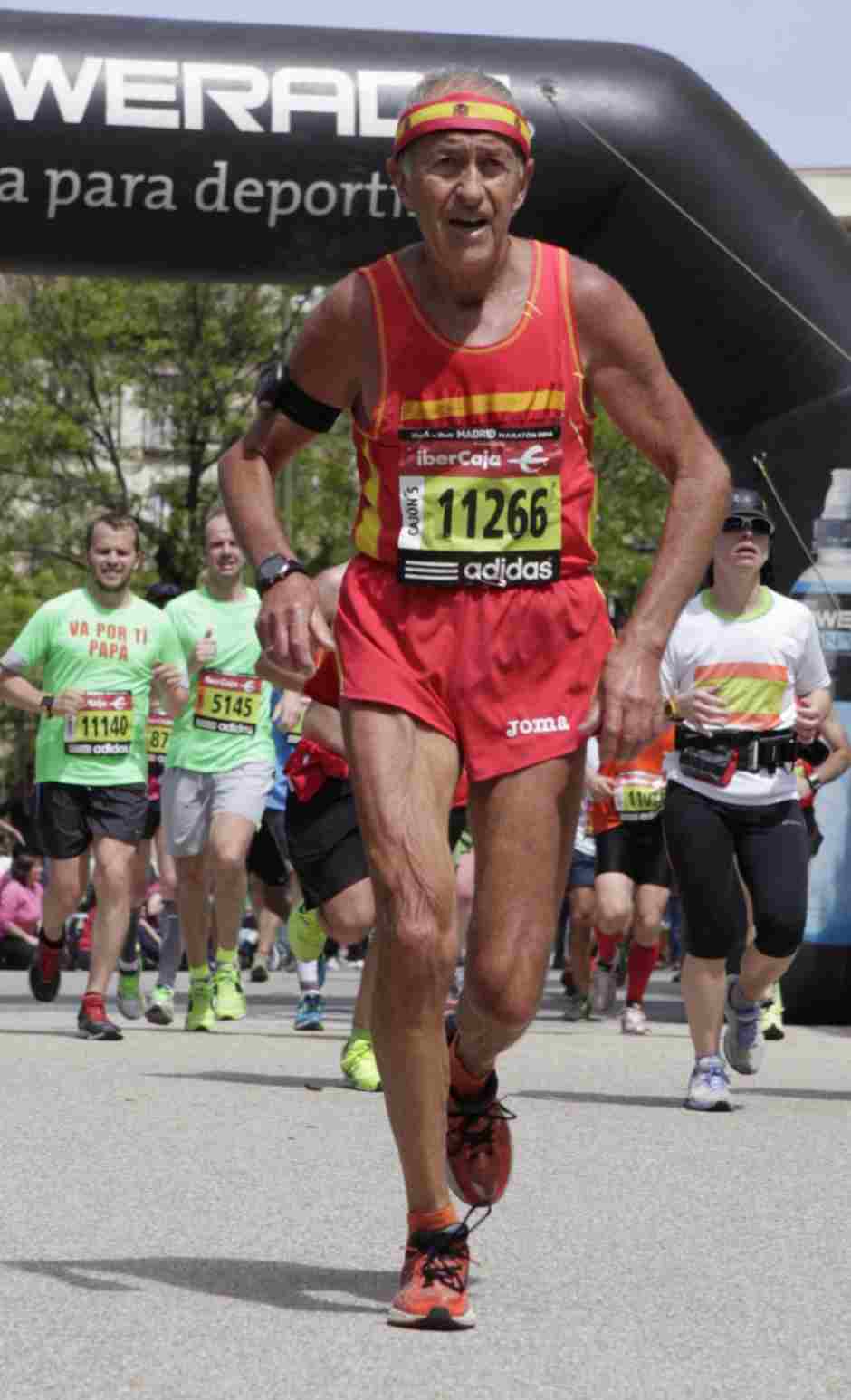 La historia de amor por el deporte del abuelo maratoniano de Alcorcón 