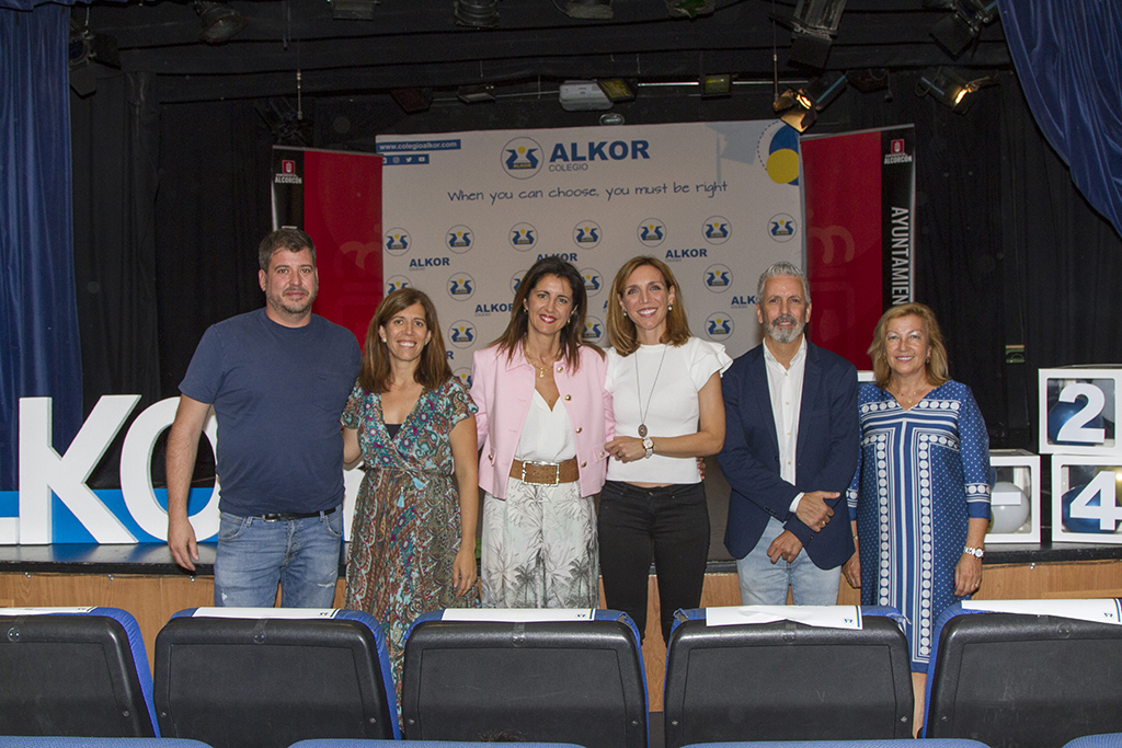 Candelaria Testa y Trinidad Castillo inauguran el curso escolar del colegio Alkor de Alcorcón