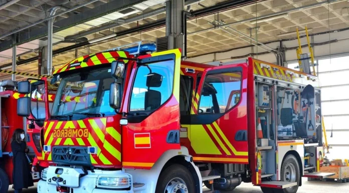 La policía y bomberos intervienen en Alcorcón por un aviso de incendio
