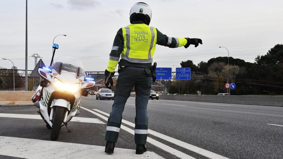 Condenada la trama que vendía permisos de conducir falsos en Alcorcón