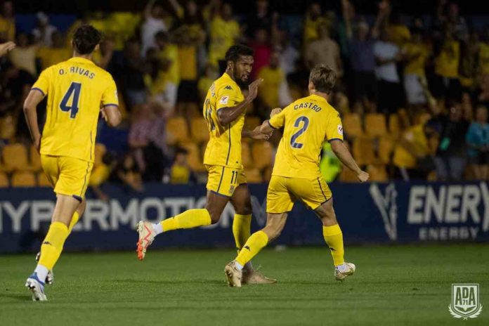 AD Alcorcón 1-1 Racing Ferrol/ Dyego Sousa se convierte en el pregonero del gol del Alcorcón