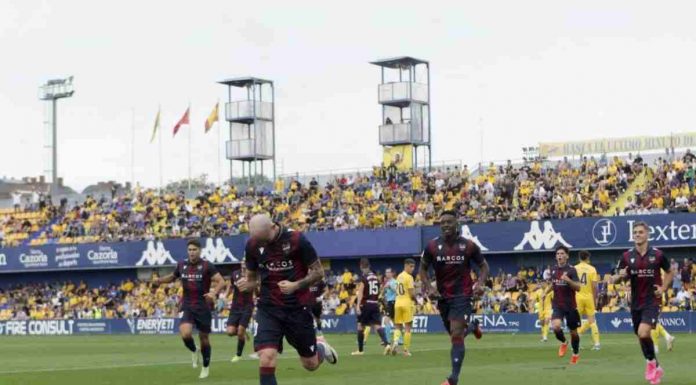 Alcorcón 0-2 Levante/ El Levante conquista Santo Domingo ante un Alcorcón que jugó 60 minutos con diez