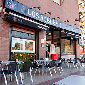 Cafetería Los Robles 5
