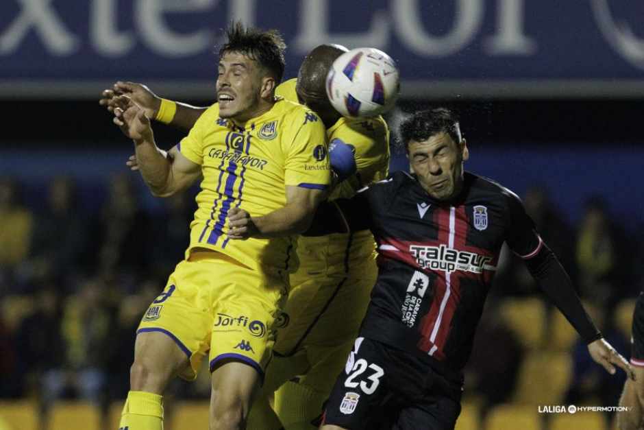 Alcorcón 1-1 Cartagena/ Narváez rompe el sueño de la primera victoria del Alcorcón en Santo Domingo