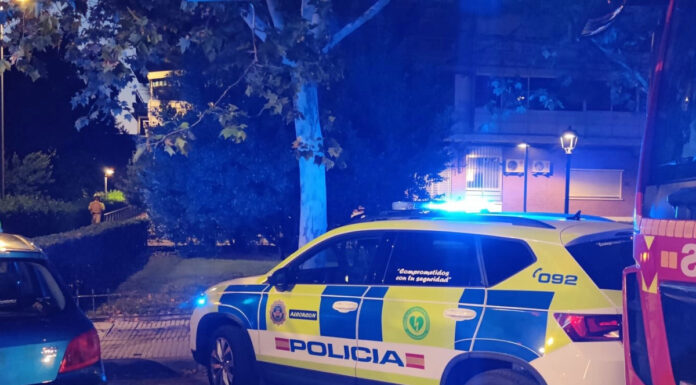 Los bomberos de Alcorcón consiguen controlar un incendio en una vivienda