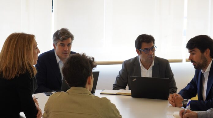 Reunión en Alcorcón con Teléfonica para acabar con los problemas de cobertura de Las Retamas