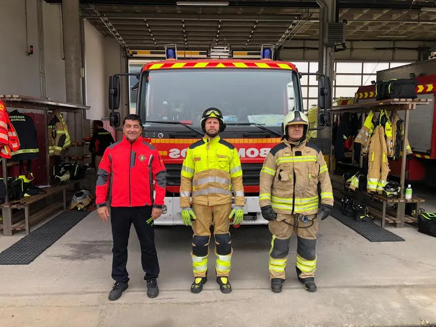 Los Bomberos de Alcorcón intervienen en un fuerte accidente de tráfico en la M-50