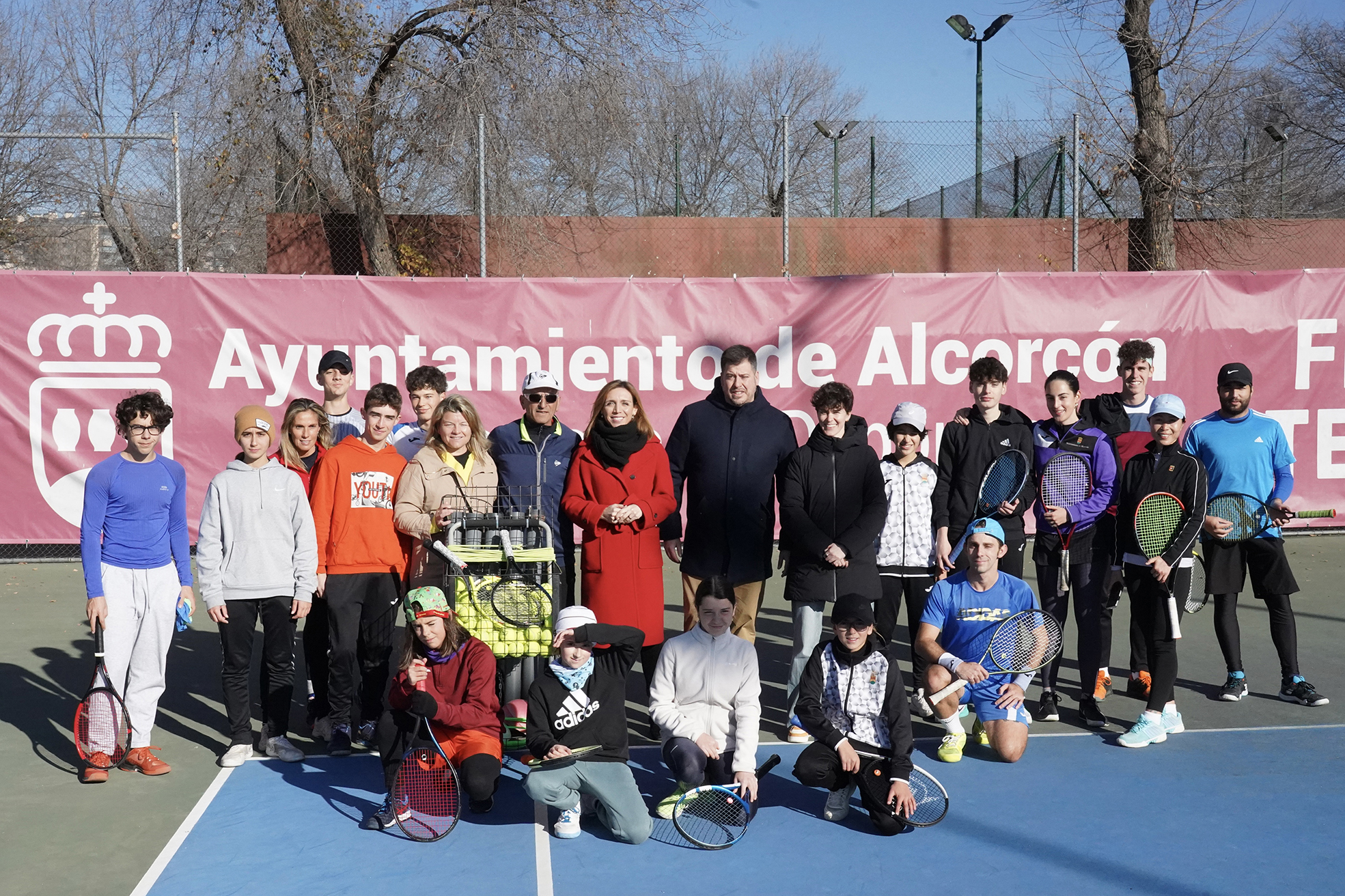 Más de 350 niños de Alcorcón practican deporte en los Campus de Navidad