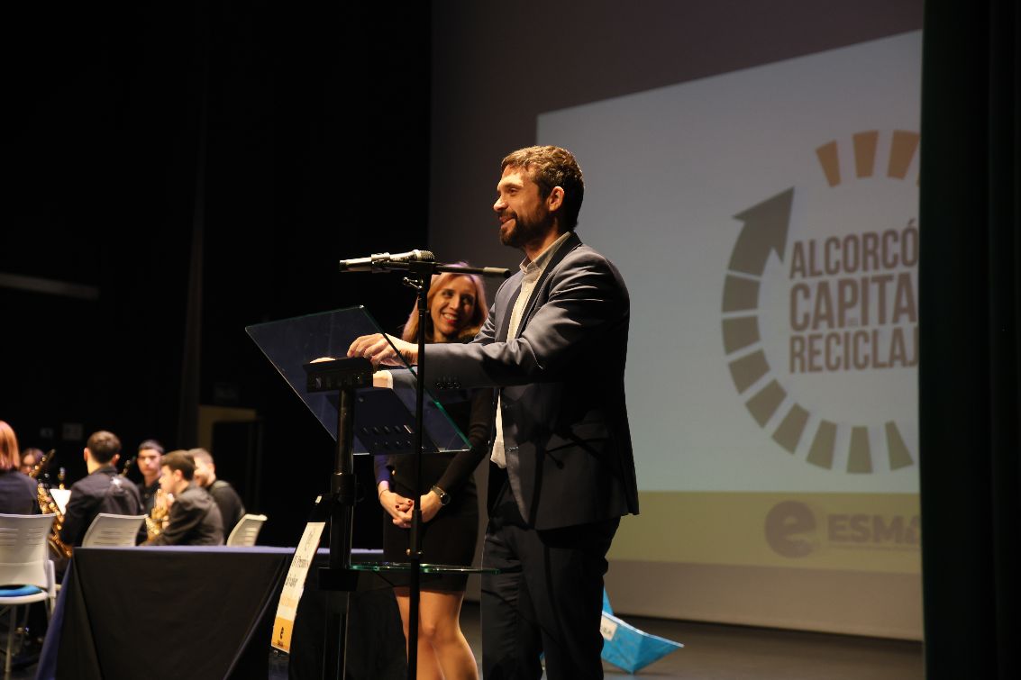 ESMASA conmemora su 25 aniversario en Alcorcón con un emotivo homenaje