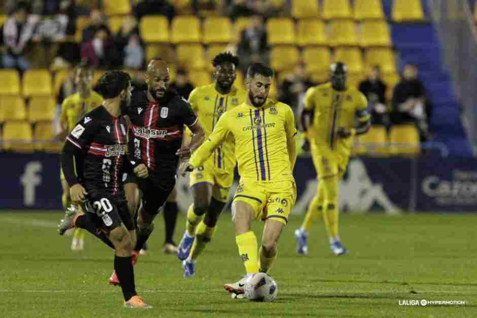 PREVIA | AD Alcorcón - Elche CF: Santo Domingo necesita una victoria