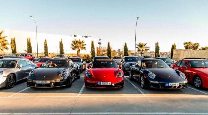 Concentración del club Porsche España en la Jowke de Alcorcón