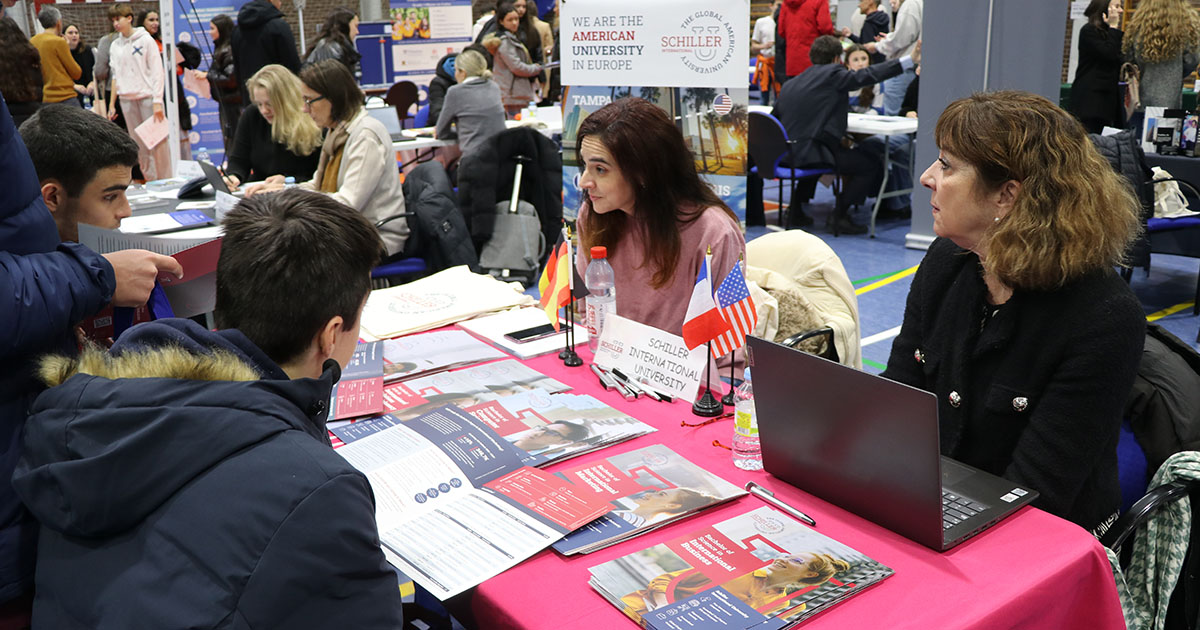 Jornadas de orientación vocacional en el Eurocolegio Casvi