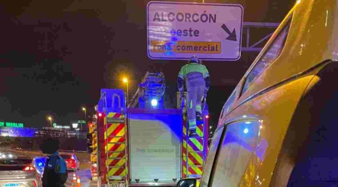 Colisión entre tres vehículos en la M506 a la altura de Alcorcón