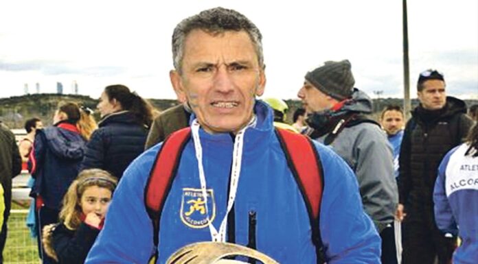 Juan Carlos Barrero, del Club Atletismo Alcorcón, candidato a Mejor Entrenador Generación 2023