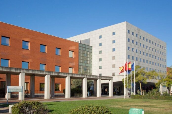 El Hospital de Alcorcón humaniza la arquitectura sanitaria con una nueva instalación