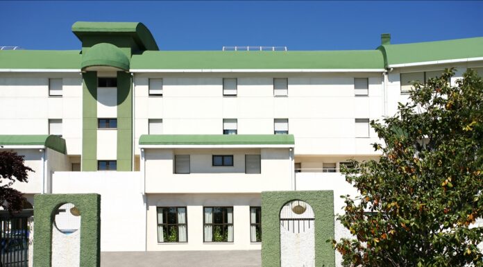 Auxiliares de la Residencia de Mayores de Alcorcón vuelven a denunciar su precariedad