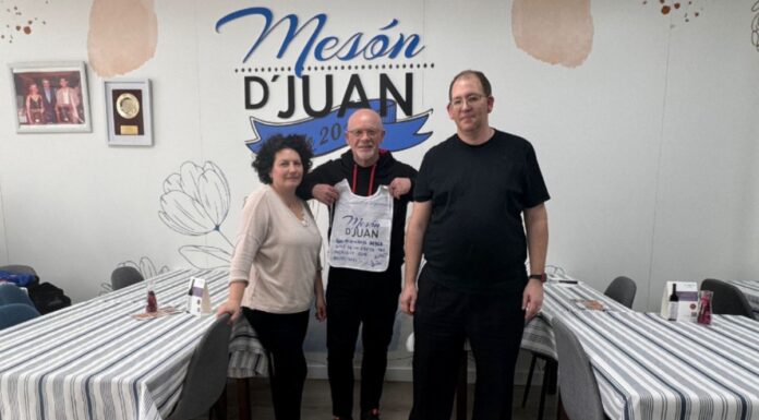 Alfredo Duro visita el Mesón D’Juan en Alcorcón como parte de la Ruta del Cocido Alfredo Duro visita el Mesón D'Juan en Alcorcón como parte de la Ruta del Cocido