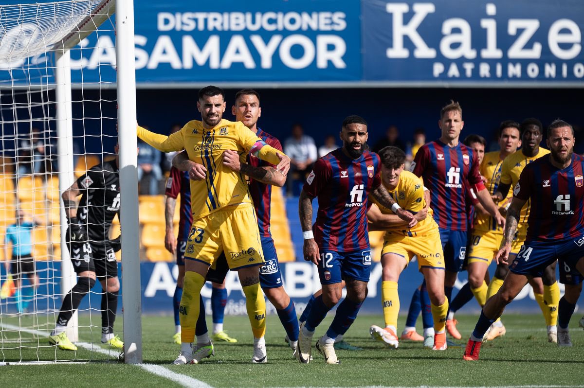 Duro empate del Alcorcón, derrota por los pelos en fútbol sala femenino...