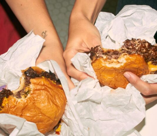 Cien hamburguesas gratis en Alcorcón gracias a BurgerJazz