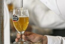 Vecino de Alcorcón se convierte en campeón nacional del tiraje de cerveza